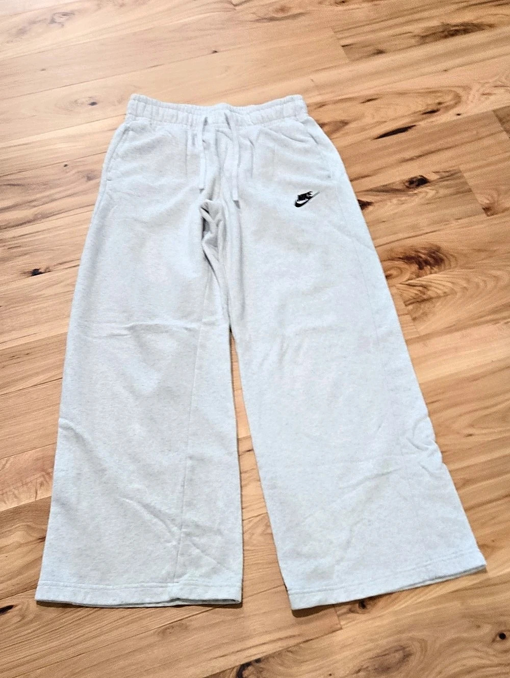 Nike Sportswear Phoenix Fleece High-Waisted Wide-Leg Pants Gray Size Small